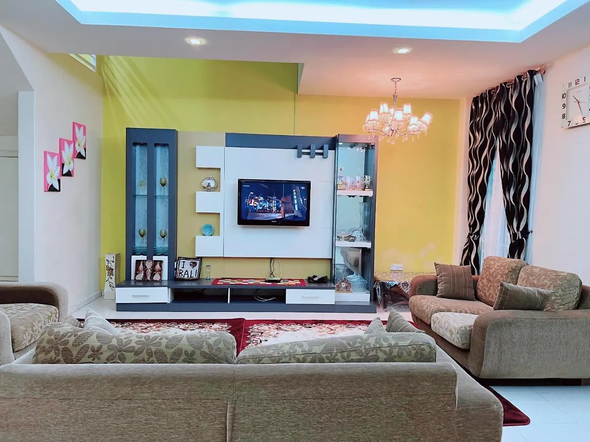 Lauraairis Homestay Melaka Holiday home Malacca