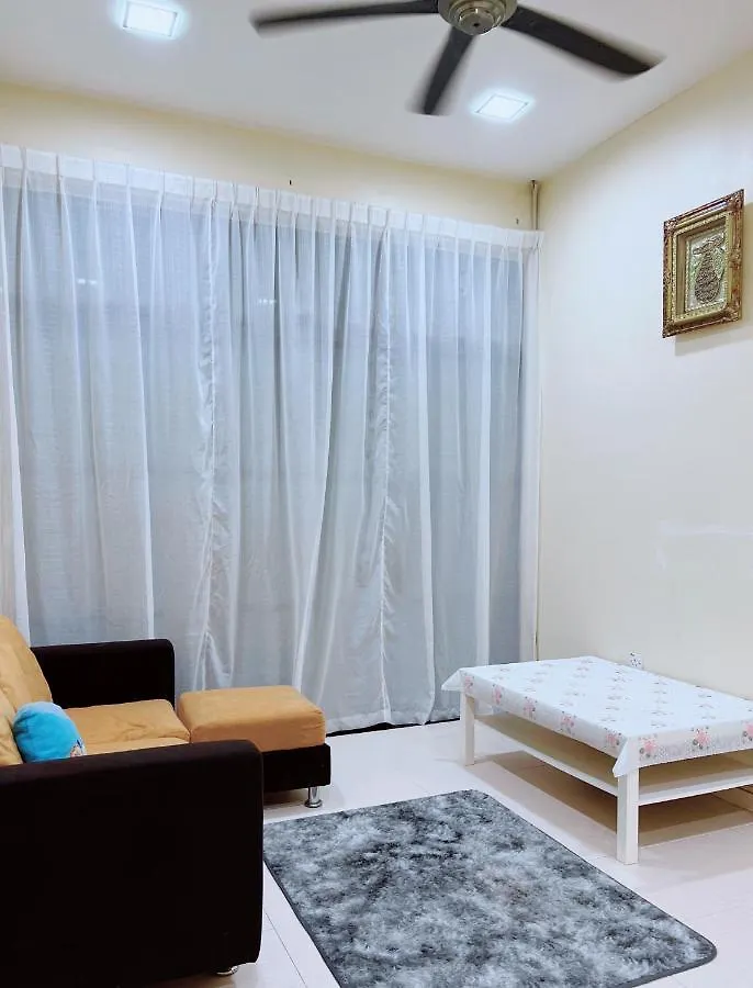 Lauraairis Homestay Melaka Malaysia