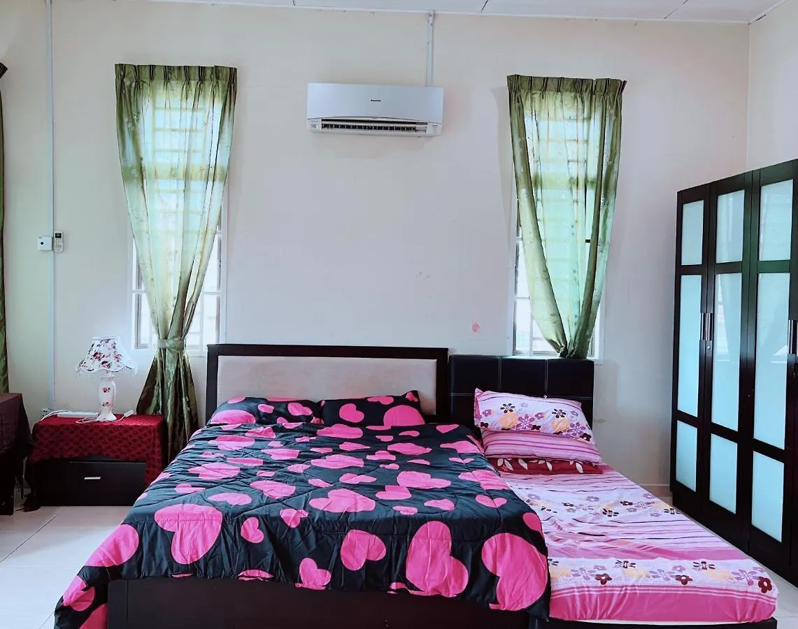 Holiday home Lauraairis Homestay Melaka Malaysia